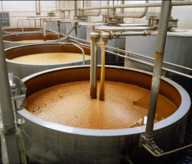 molasses filling tank
